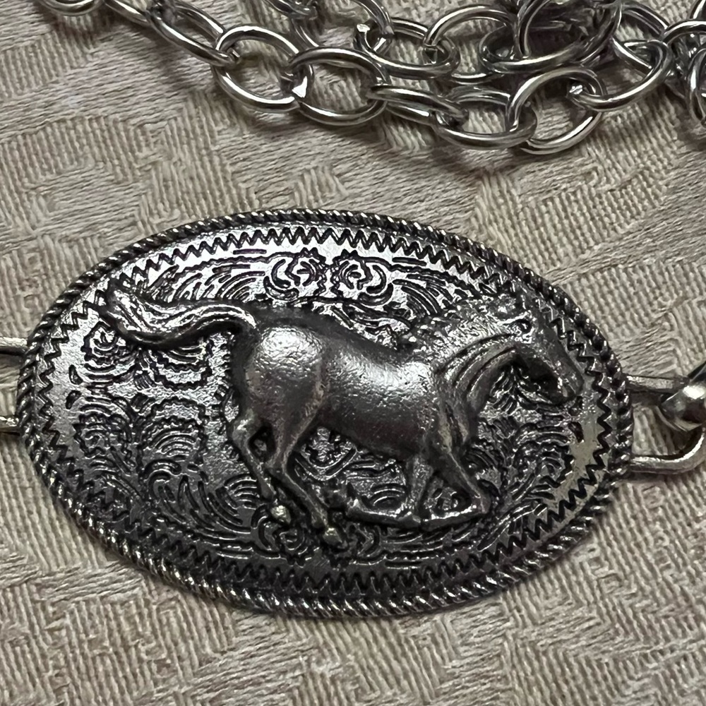 Horse themed chain belt silver toned country western coastal cowgirl - Picture 4 of 8